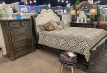 Load image into Gallery viewer, Regal Bedroom Set (2 Colors)
