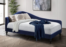 Load image into Gallery viewer, Mary Day Bed
