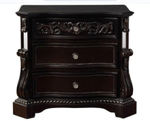 Load image into Gallery viewer, Brimsley Bedroom Set
