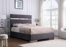 Load image into Gallery viewer, Cartier Bed (4 Colors)
