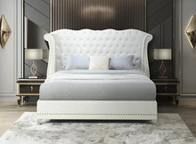 Load image into Gallery viewer, Luxor Platform Bed (3 Colors)
