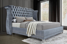 Load image into Gallery viewer, Luxor Platform Bed (3 Colors)
